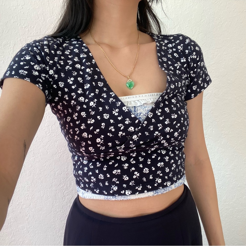 black and white floral wrap top